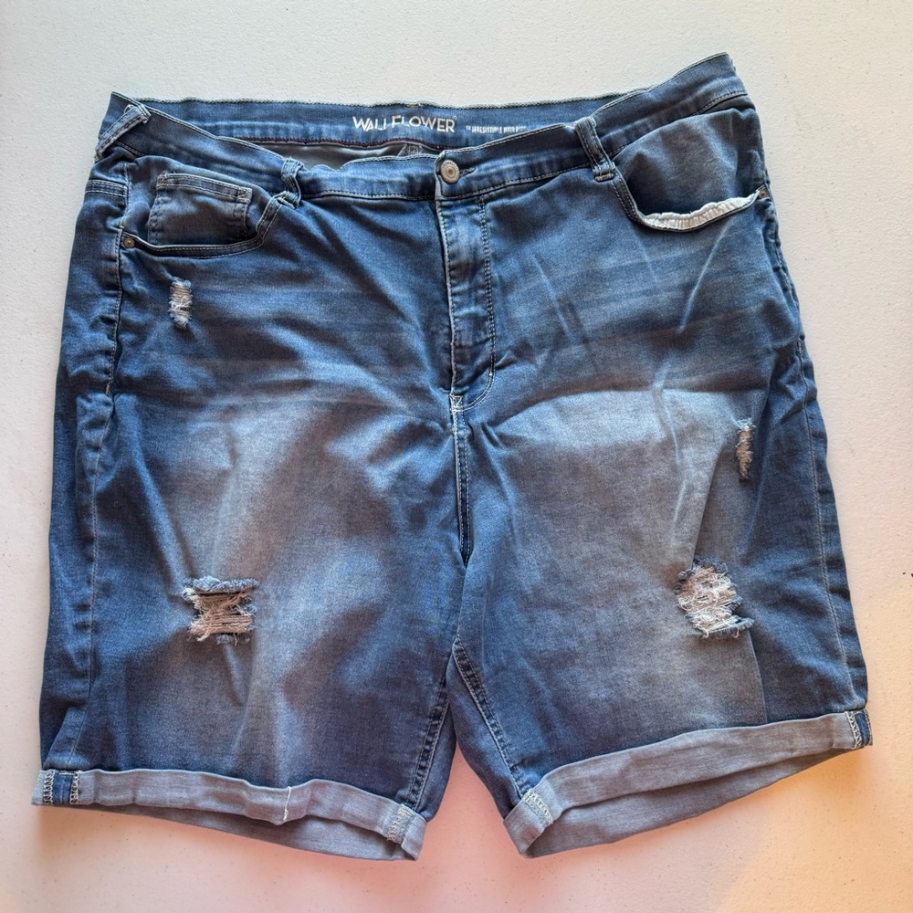 Wallflower High-Rise Denim Shorts | 24